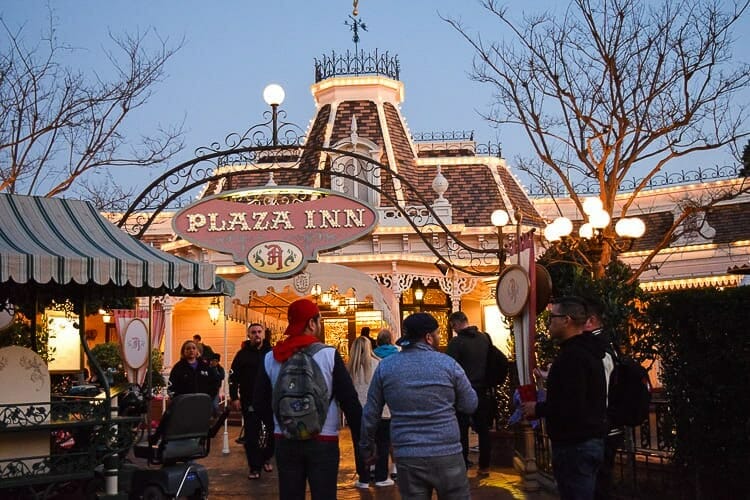 plaza inn disneyland